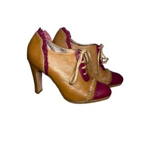 Miss Albright by‎ Anthropologie Tan Vintage Inspired Lace Up Booties - Size 7.5
